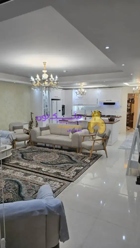 فروش آپارتمان ۱۰۲متردوخوابه،جنوبی،کوی دانش(جاده ایل گلی)
