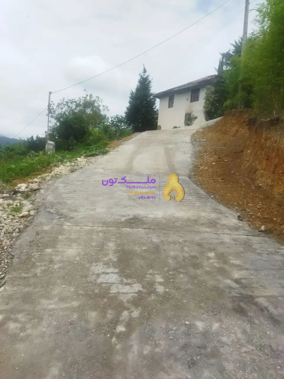 زمین ۷۰۰متر اربکله